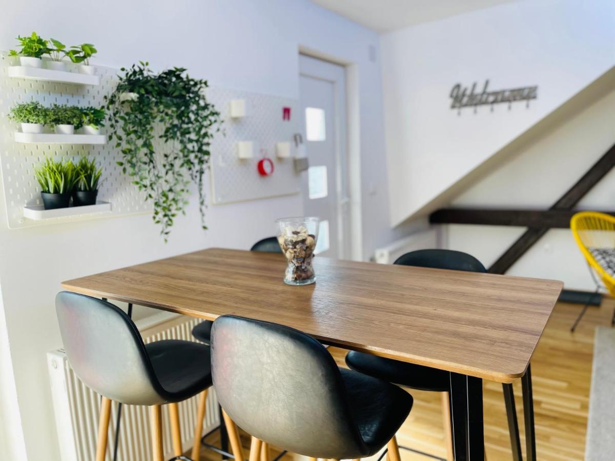 Violet Apartment By Alex Rafael Zagreb Exterior foto